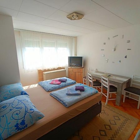 Studio Ema Ni Exteriör bild